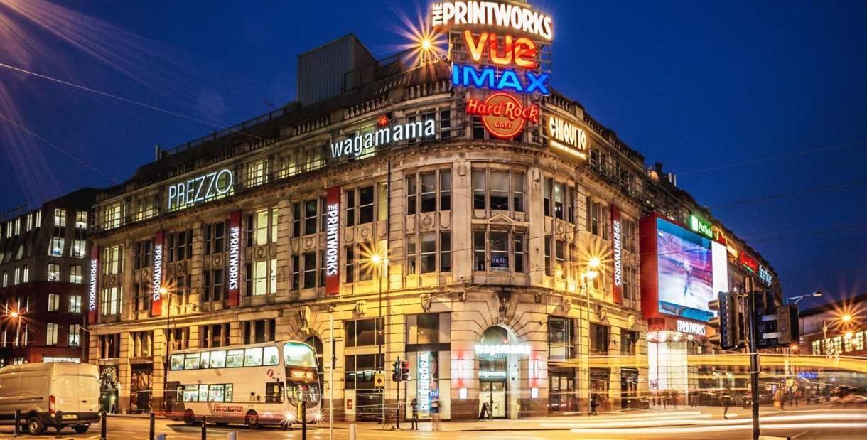 With Balcony & Free Parking - Including Justeat Voucher For 2-night Minimum! Apartment Manchester